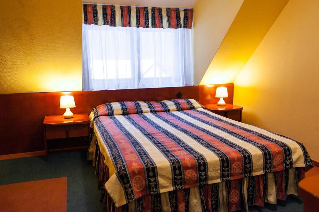 Hotel Rebajlo Піла Номер фото